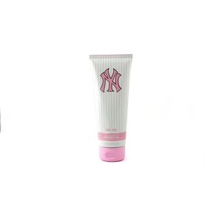 Pink and White Shower Gel 7 Fl Oz